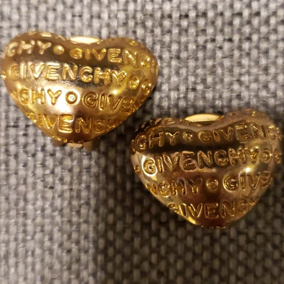 Givenchy gold tone heart earrings - Picture 3 of 4